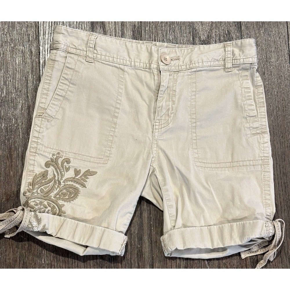 Style & Co Petite Embroidered cuffed khaki Shorts Boho Y2K Sz 2P longer length
